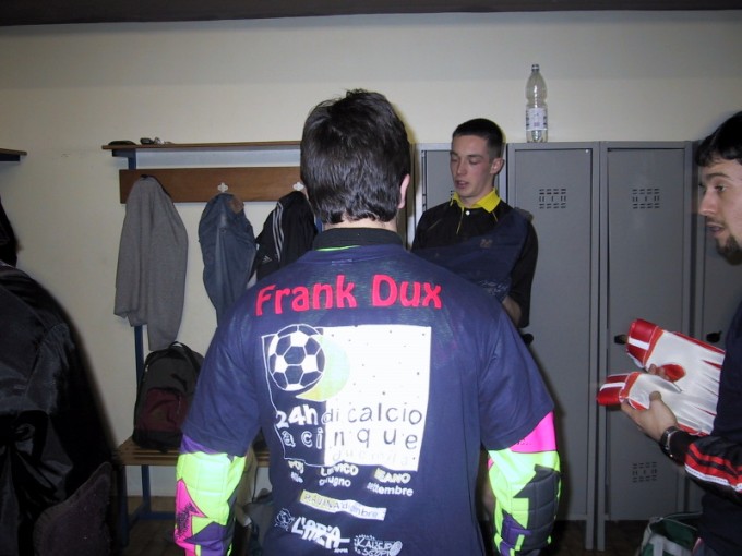 100-0017_IMG