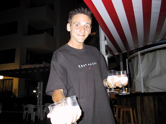 100-0077_IMG