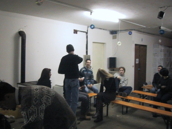 100-0021_IMG