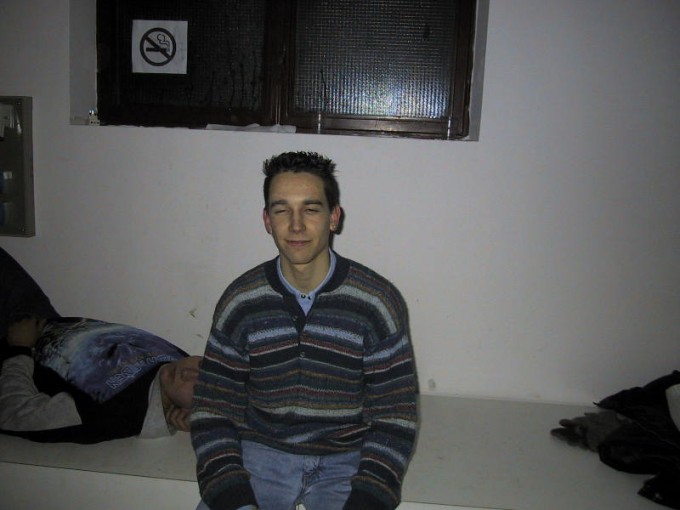 100-0043_IMG
