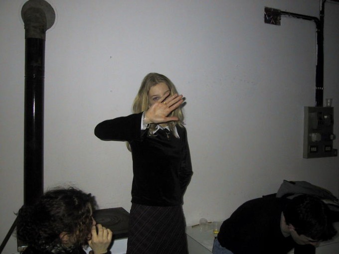100-0044_IMG